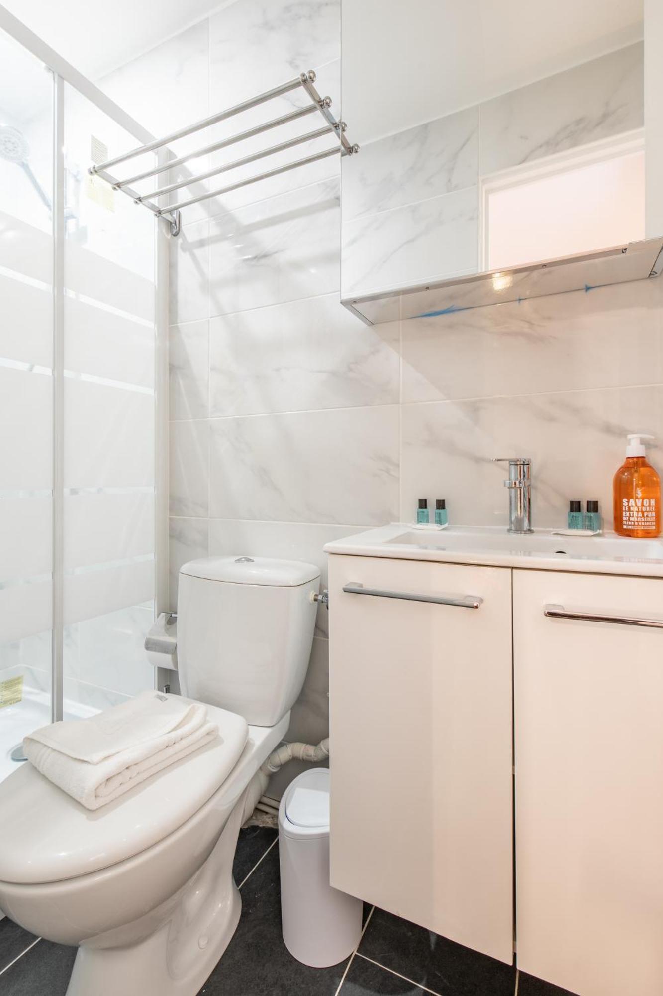 Spacious And Bright 2-Bedroom Large Apartment Very Close To Paris - Near Metro Boulogne-Billancourt Exteriér fotografie