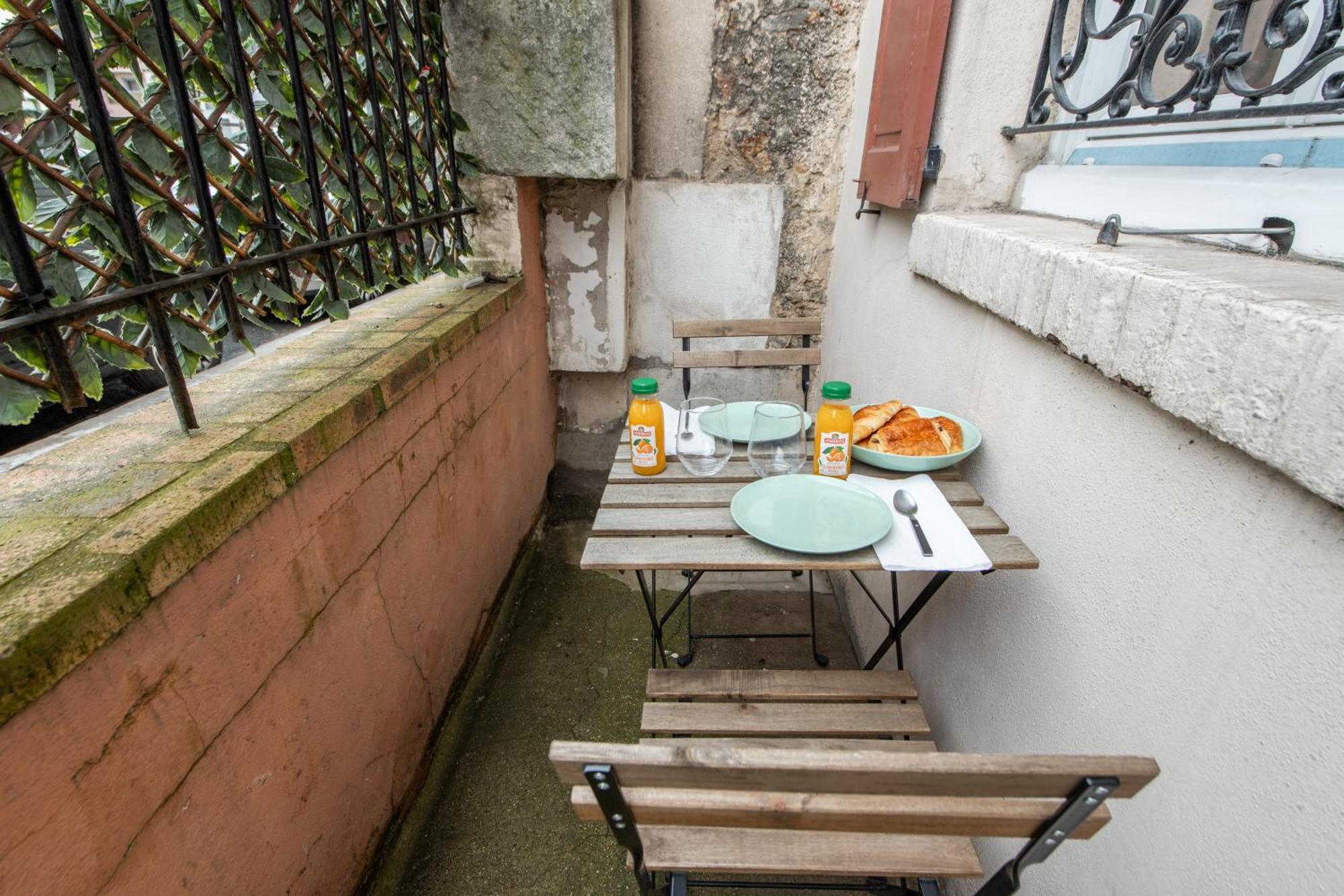 Spacious And Bright 2-Bedroom Large Apartment Very Close To Paris - Near Metro Boulogne-Billancourt Exteriér fotografie